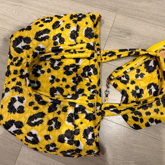 Mz Wallace medium yellow leopard deluxe metro tote NWT - Picture 11 of 13